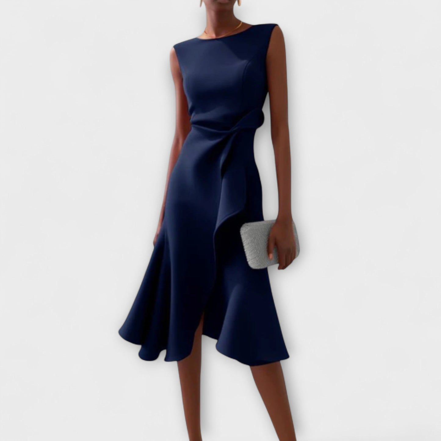 Modehus | Asymmetrisk Drapert Midi Kjole Uten Ermer